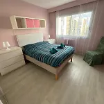 2 Bedrooms, Secure Residence, Parking! Lyon