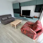 2 Bedrooms, Secure Residence, Parking! Apartman *