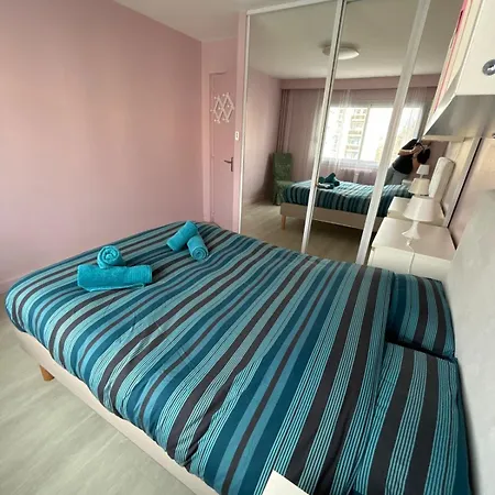 2 Bedrooms, Secure Residence, Parking! * Lyon